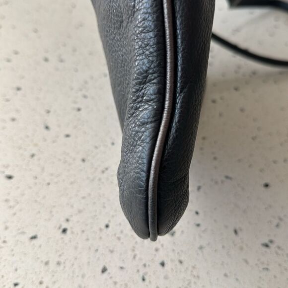 Brighton Black & Gray Soft Leather Shoulder Bag Crossbody Zipper Closure Casual - Picture 11 of 14